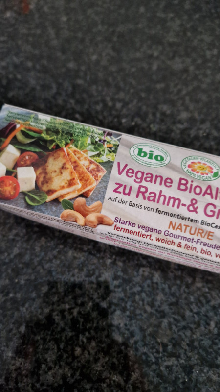 Vegane BioAlternative zu Rahm- und Grillkäse von Nik68 | Hochgeladen von: Nik68