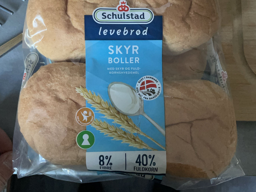 Hochgeladen von: flunsberger Hochgeladen von: flunsberger