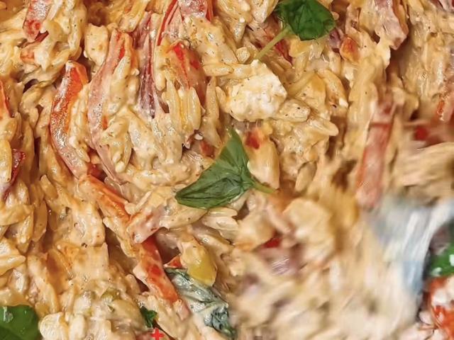 Hochgeladen von: Yvi817 Hochgeladen von: Yvi817