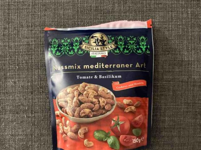 Nussmix mediterraner Art, Tomate & Basilikum von alicejst | Hochgeladen von: alicejst