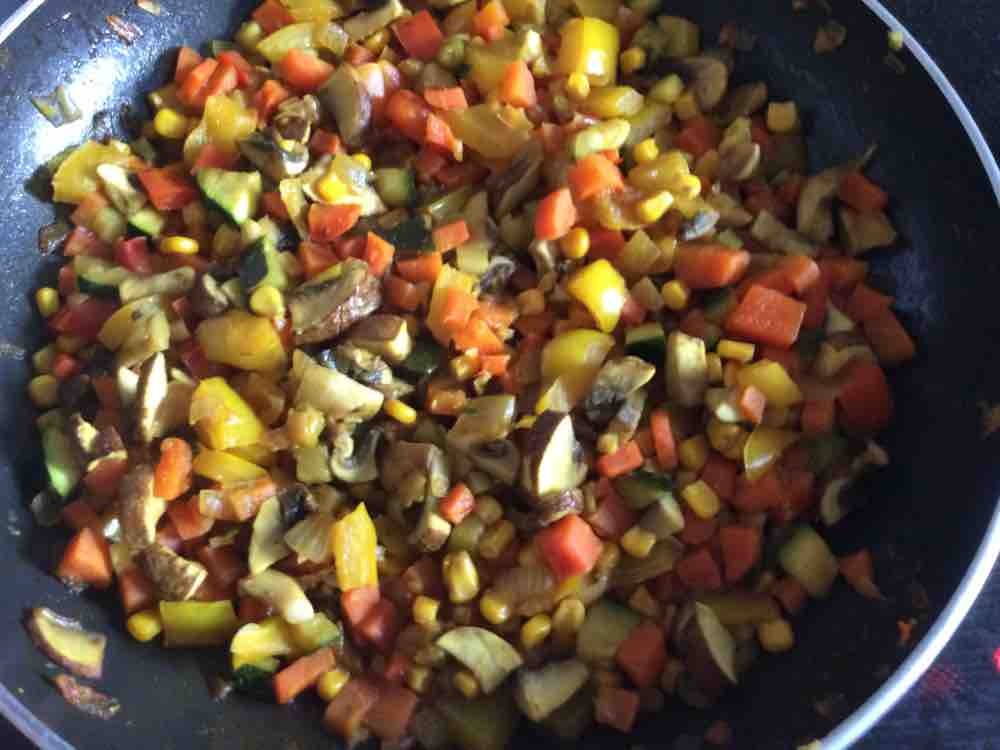 Gedünstetes Gemüse von kiwiberlin | Hochgeladen von: kiwiberlin