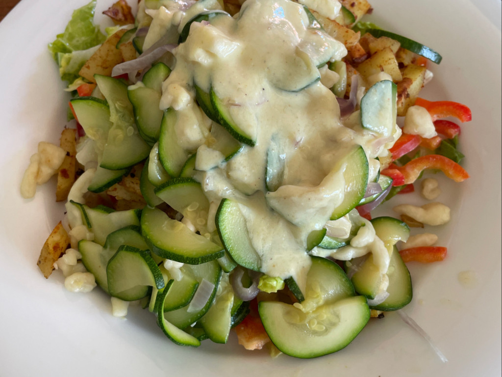 Würfelsalat mit Harissa-Grillkäse, Hello Fresh von Casa1963 | Hochgeladen von: Casa1963 Würfelsalat mit Harissa-Grillkäse, Hello Fresh von Casa1963 | Hochgeladen von: Casa1963
