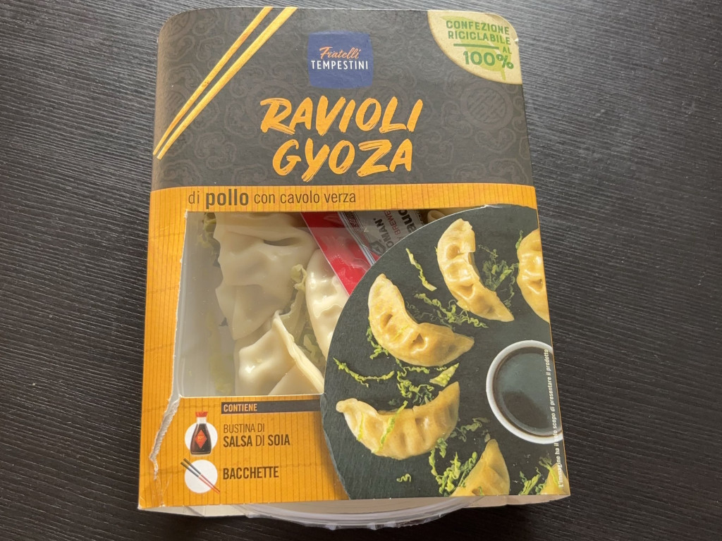 Ravioli Gyoza, di pollo con cavolo verza von ferdinandskyy | Hochgeladen von: ferdinandskyy Ravioli Gyoza, di pollo con cavolo verza von ferdinandskyy | Hochgeladen von: ferdinandskyy