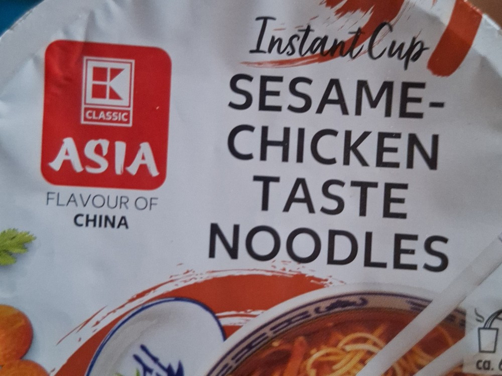Taste Noodles, Sesame - Chicken von SkylaHoskins | Hochgeladen von: SkylaHoskins Taste Noodles, Sesame - Chicken von SkylaHoskins | Hochgeladen von: SkylaHoskins