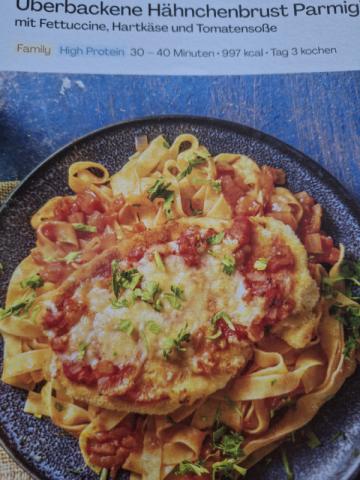 Überbackene hähnchenbrust parmigiana, mit Fettuccine, Parmesan u | Hochgeladen von: Yuumi0511