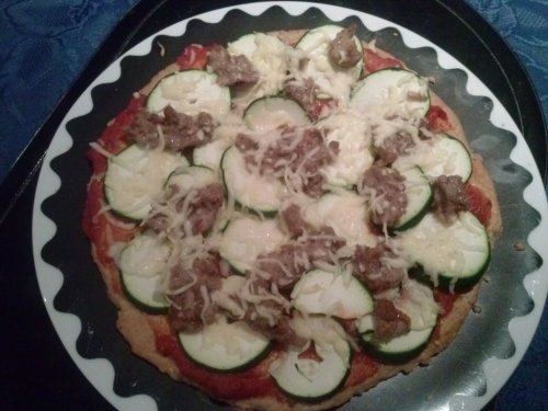 Thunfischboden-Pizza -lowcarb | Hochgeladen von: lillitraeumerin
