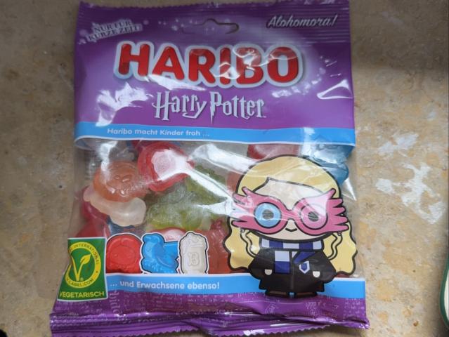 Hochgeladen von: RoseInWonderland Hochgeladen von: RoseInWonderland