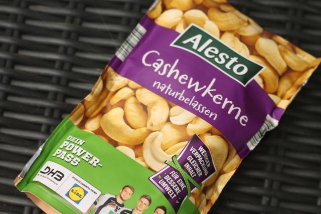 Cashew Nuts | Hochgeladen von: Notenschlüssel