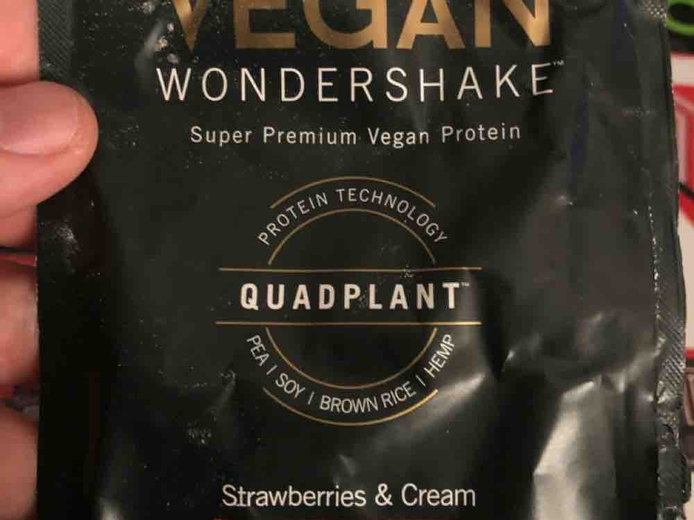 Vegan Wondershake, Strawberries &amp; Cream von Eugenknowsbest | Hochgeladen von: Eugenknowsbest
