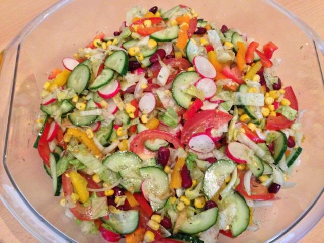 Fotos und Bilder von Salat, Salat gemischt (Selbstgemacht) - Fddb