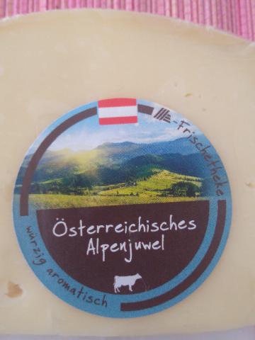 Österreichisches Alpenjuwel, Schnitkäse, Rahmstufe by Pawis | Hochgeladen von: Pawis