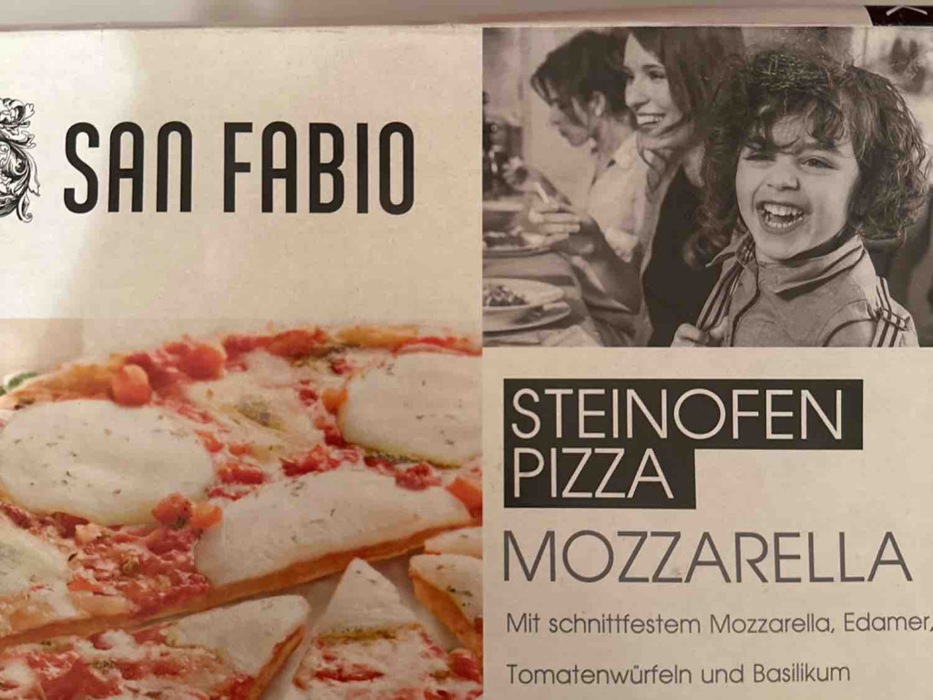 Steinofen Pizza, Mozzarella von Michikasperl | Hochgeladen von: Michikasperl