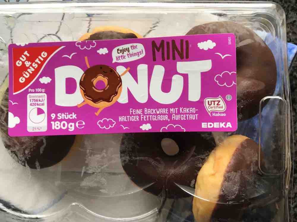Mini donut, mit Schokolade  überzogen von Schrottnicole | Hochgeladen von: Schrottnicole