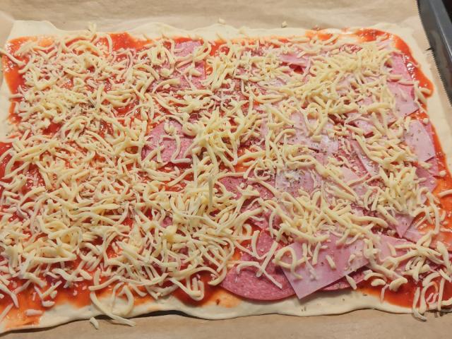 Hochgeladen von: GrayHawk48 Hochgeladen von: GrayHawk48