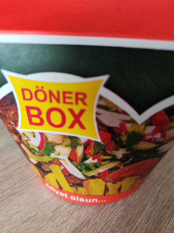 Döner Box mit Kalb und Salat (ohne Pommes und Soße) von Strosi | Hochgeladen von: Strosi