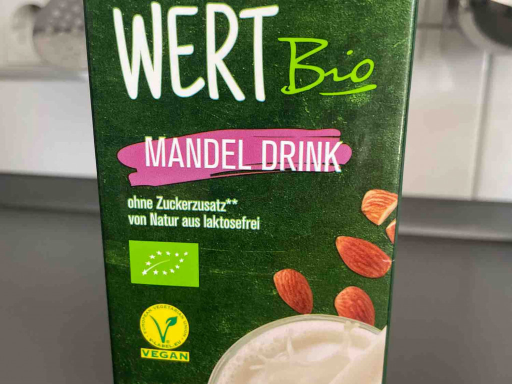 Mandel. Drink, ohne Zuckerzusatz von katjabornschein38 | Hochgeladen von: katjabornschein38