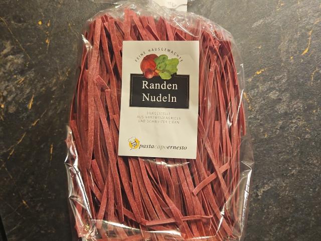 Hochgeladen von: anaisschordi Hochgeladen von: anaisschordi