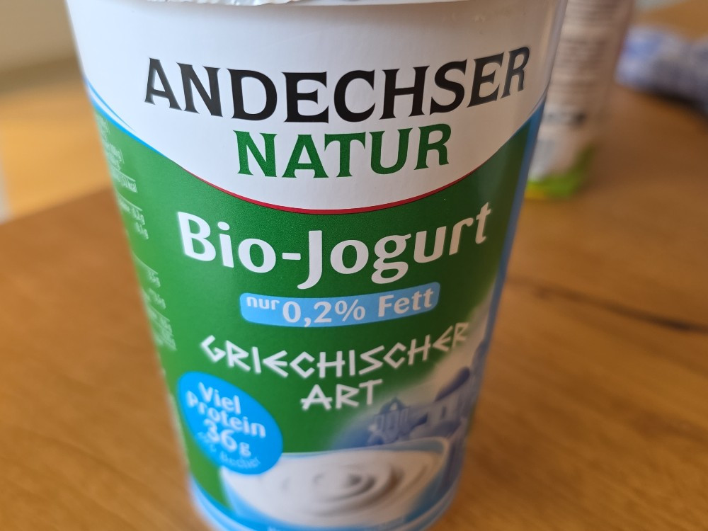 Hochgeladen von: JoleeBaker