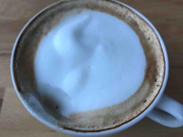 Cappuccino, mit Milchschaum von lvennewa809 | Uploaded by: lvennewa809