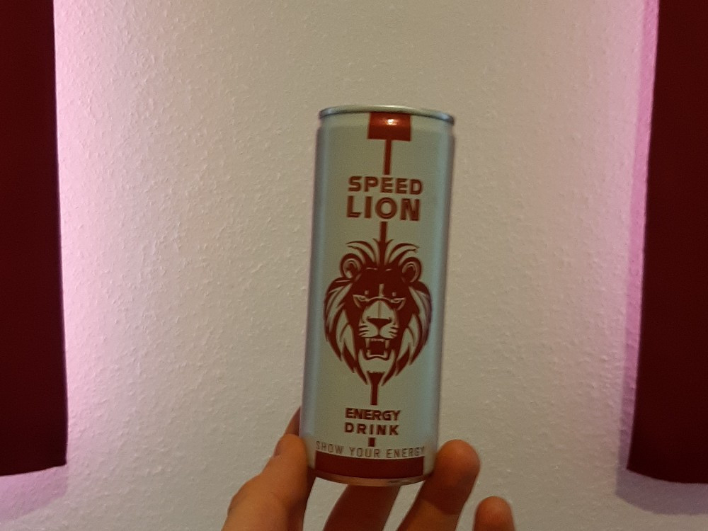 Hochgeladen von: RuedigerRattenherz