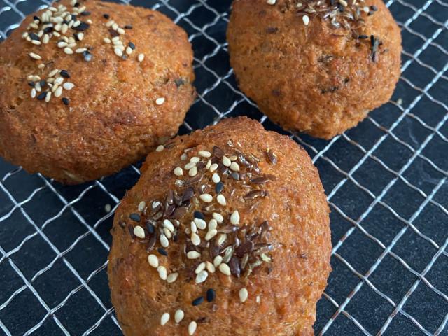 Hochgeladen von: Evi16 Hochgeladen von: Evi16