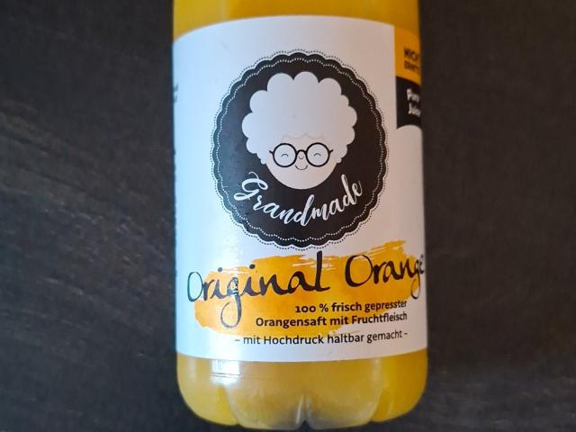 Hochgeladen von: Julia Whiskas Hochgeladen von: Julia Whiskas