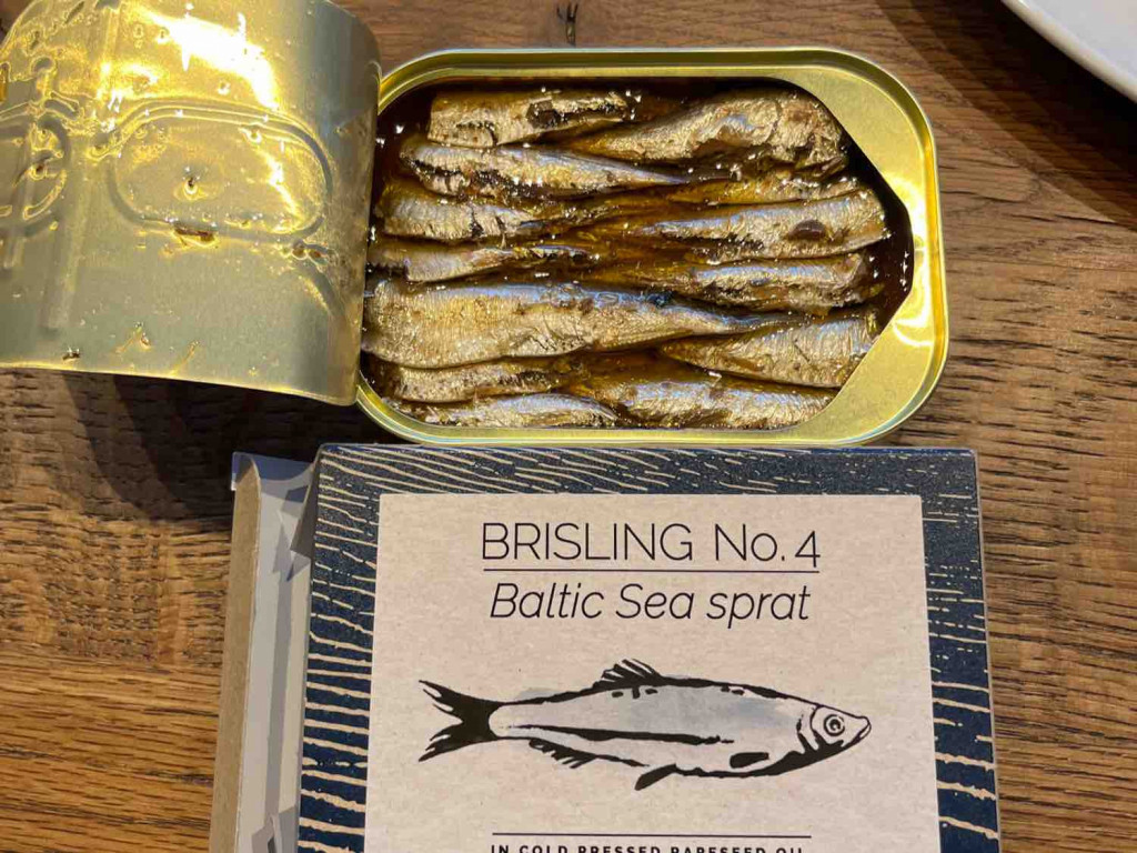 Baltic Sea Sprat, Brisling No. 4 von phillipsam | Hochgeladen von: phillipsam