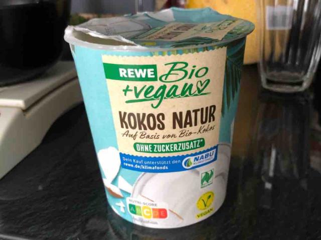 Rewe Bio + Vegan Kokos Natur Joghurt, Auf Basis von Bio Kocos, o | Hochgeladen von: Nskro