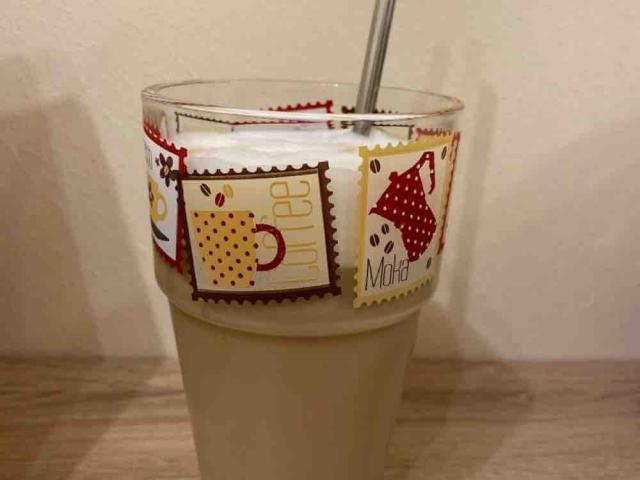 Latte Macchiato, 1,5% Milch, 1 TL Zucker von Martina73 | Uploaded by: Martina73