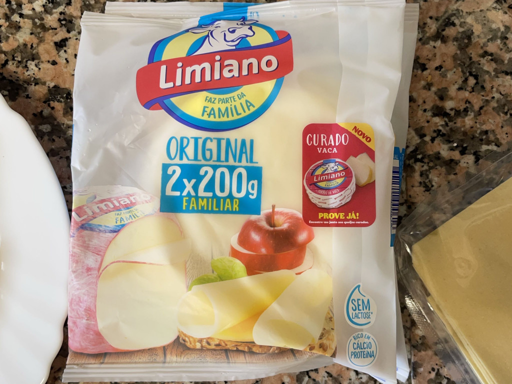 Hochgeladen von: mattilevesque