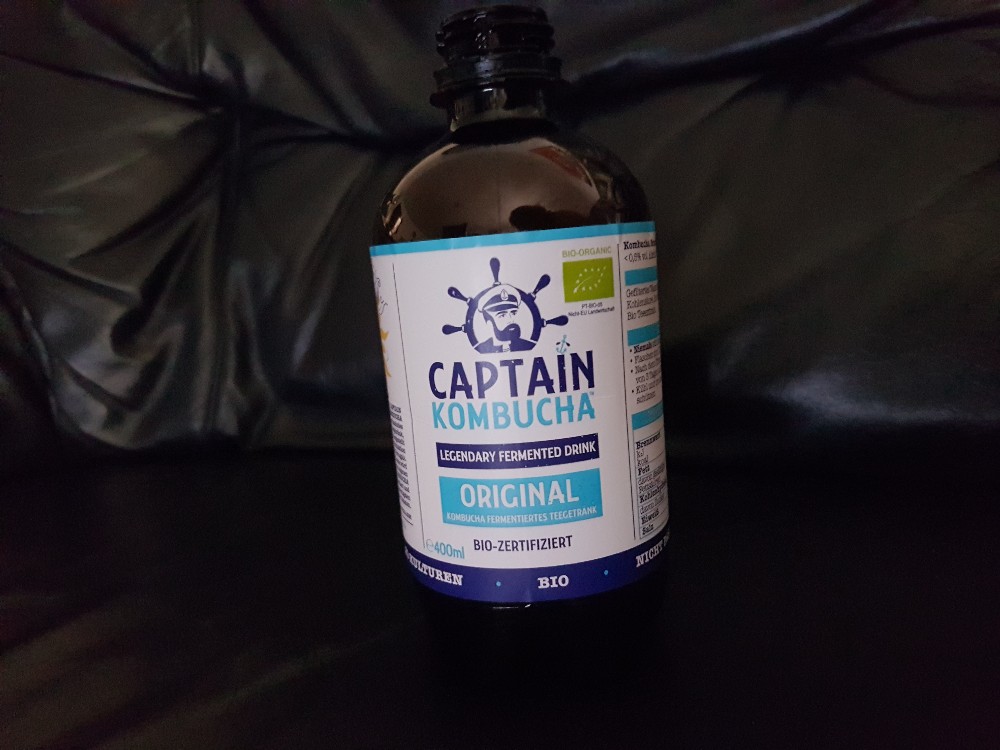Captain Kombucha legendary fermented drink, < 0,5 % vol. Alko | Hochgeladen von: Thalionel