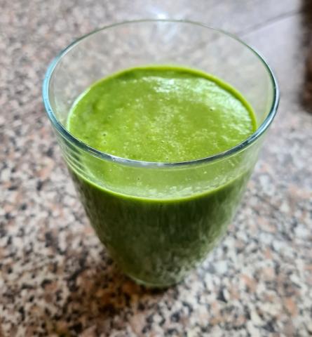 Smoothie mit Spinat, Apfel und Avocado | Hochgeladen von: Kautzinger