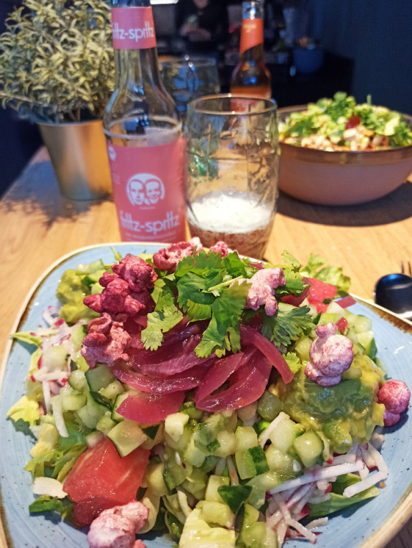 Lachs-Avocado-Bowl, Ping Pong Poke von stefaniegassner785 | Hochgeladen von: stefaniegassner785