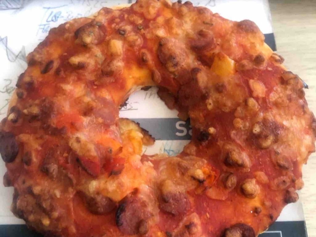 Pizza-Donut Salami von fibusteff | Hochgeladen von: fibusteff