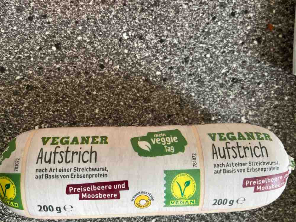Veganer Aufstrich (nach Art einer Streichwurst), Preiselbeere un | Hochgeladen von: frankajoebges