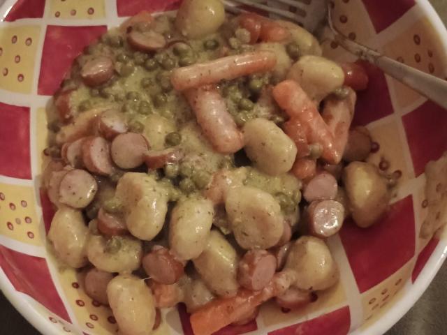 Hochgeladen von: Technikidiotin Hochgeladen von: Technikidiotin