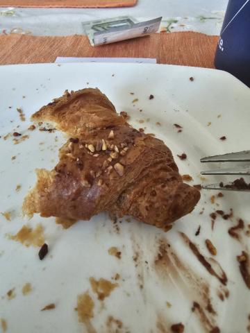 Nuss Nougat Croissant, lidl von FrankHoefner | Hochgeladen von: FrankHoefner