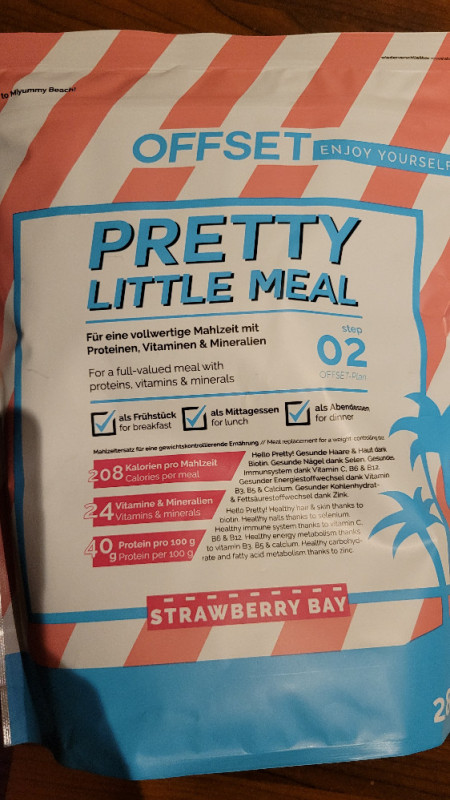 Offset Pretty Little Meal Strawberry Meal, mit Milch 1,5% von Sn | Hochgeladen von: Snodels