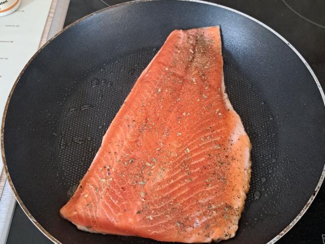 Hochgeladen von: Nasdera