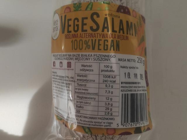 Hochgeladen von: SanFrancisco Hochgeladen von: SanFrancisco