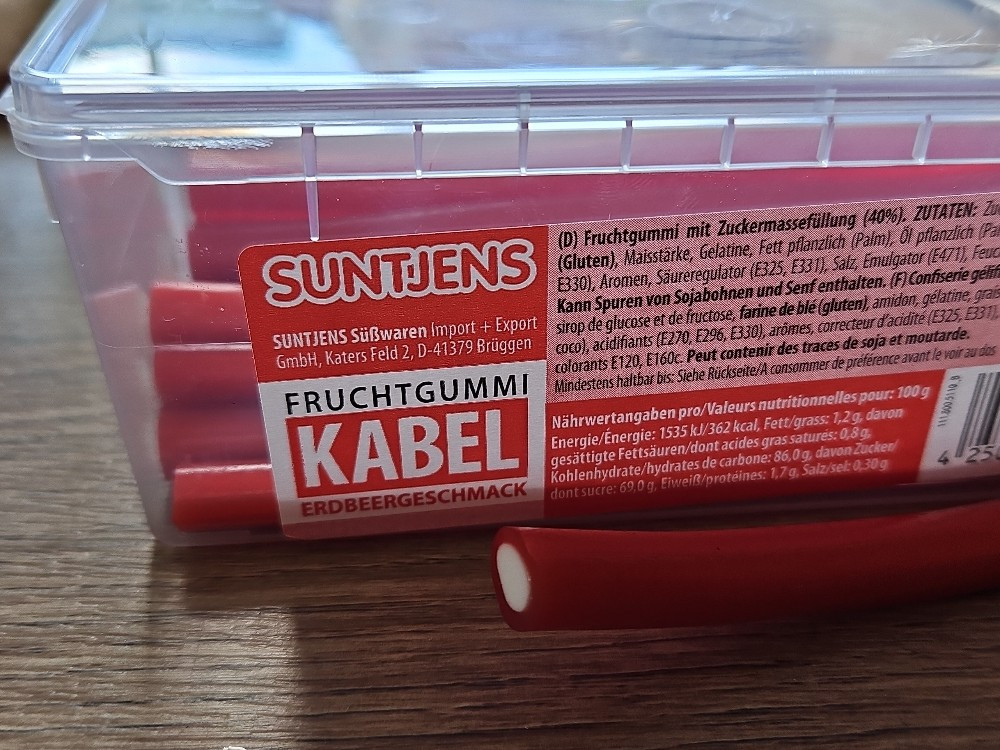 Suntjens Fruchtgummi Kabel, Erdbeergeschmack von enno.grensemann | Hochgeladen von: enno.grensemann Suntjens Fruchtgummi Kabel, Erdbeergeschmack von enno.grensemann | Hochgeladen von: enno.grensemann