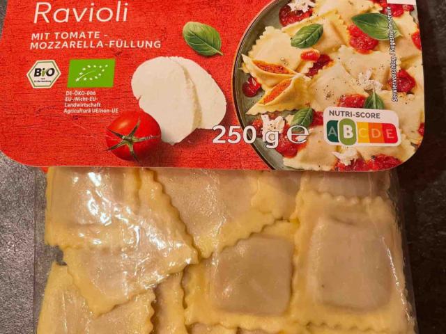 Fotos und Bilder von Neue Produkte, Ravioli, Mit Tomate-Mozzarella ...