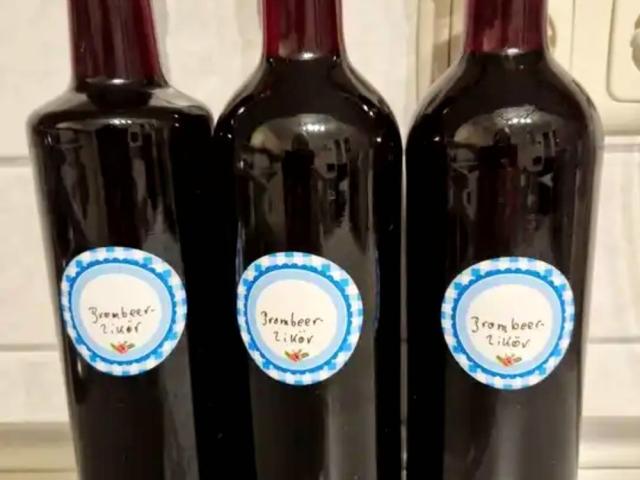 Hochgeladen von: Nini53