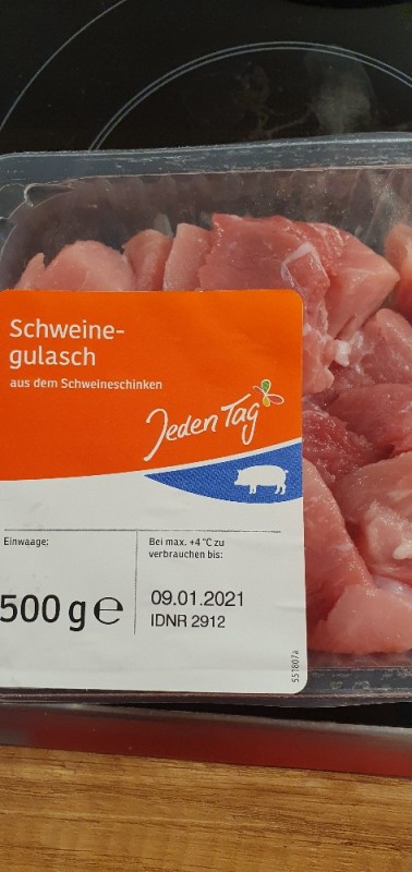 schweine gulasch von ameliakamil | Hochgeladen von: ameliakamil