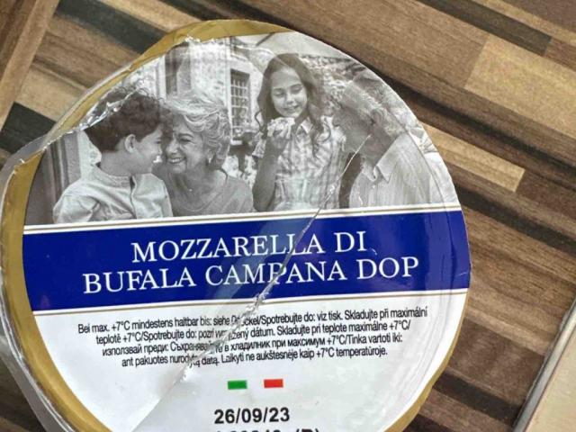 Mozzarella di bufala campana dop von girianer | Hochgeladen von: girianer