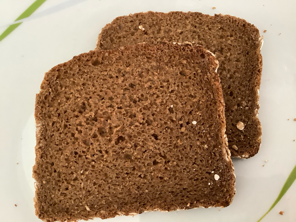 Vollkornbrot (roggen) von RR-FuS | Hochgeladen von: RR-FuS Vollkornbrot (roggen) von RR-FuS | Hochgeladen von: RR-FuS