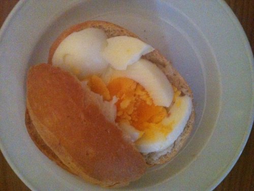 Brötchen mit Butter und Ei | Hochgeladen von: krawalla1