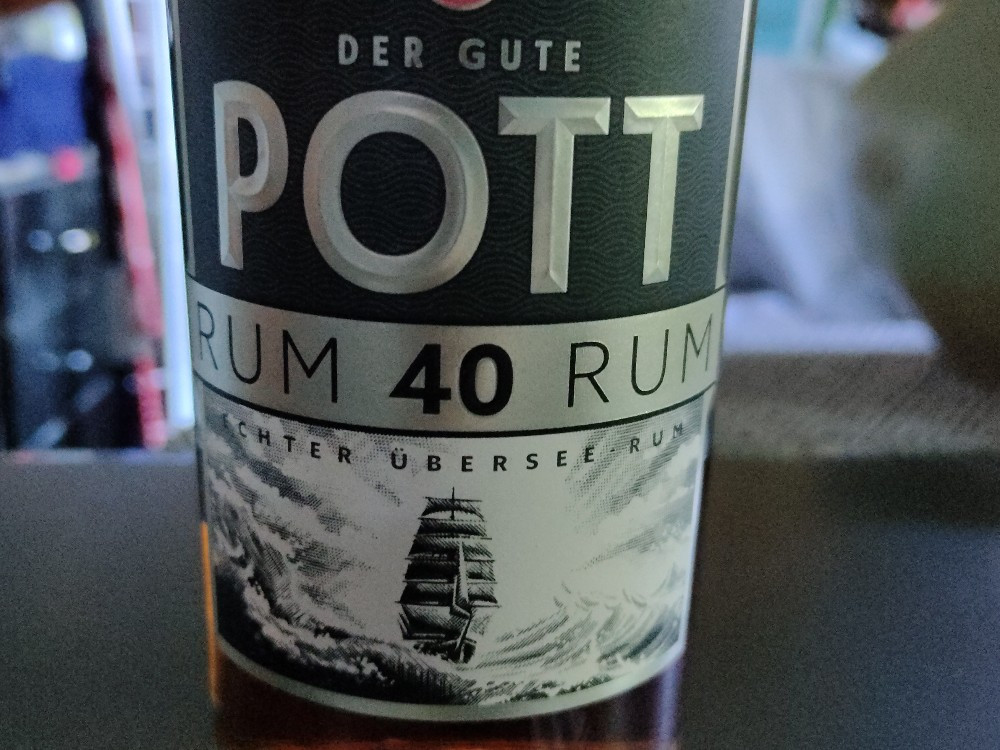 Echter Übersee-Rum, 40 % von bgarbisch | Hochgeladen von: bgarbisch Echter Übersee-Rum, 40 % von bgarbisch | Hochgeladen von: bgarbisch