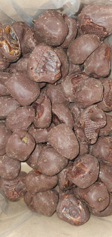 Schokodatteln (choco dates), 70% Kakao, natürlich gesüßt von ear | Hochgeladen von: earthling