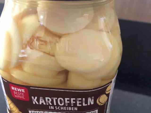 Kartoffeln in Scheiben, geschält, gekocht, tafelfertig von iakov | Hochgeladen von: iakovidism